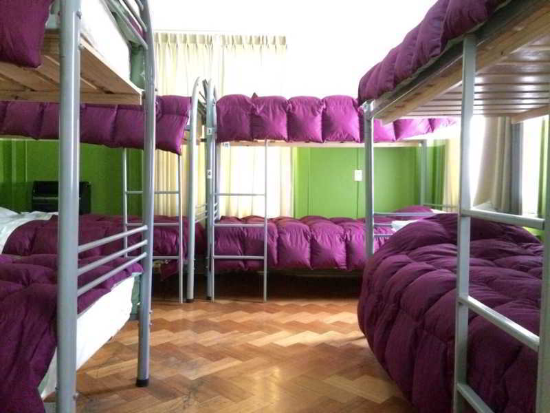 Salvador Hostal & Cafe Сантьяго Экстерьер фото