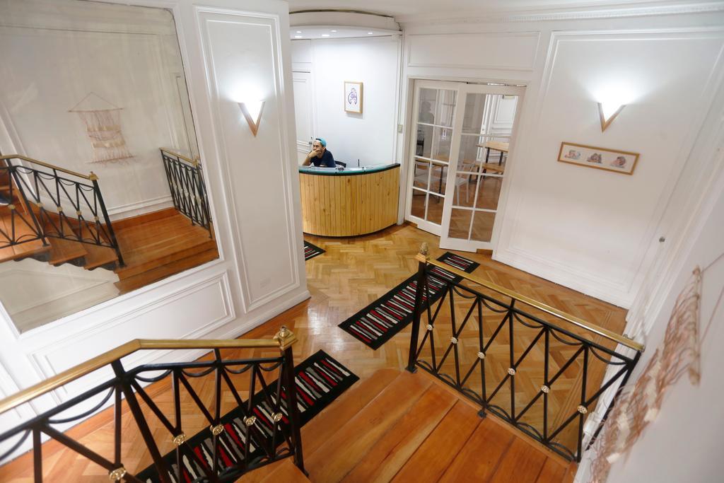 Salvador Hostal & Cafe Сантьяго Экстерьер фото