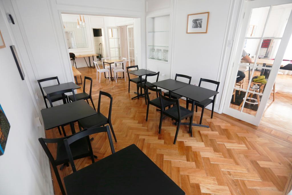 Salvador Hostal & Cafe Сантьяго Экстерьер фото