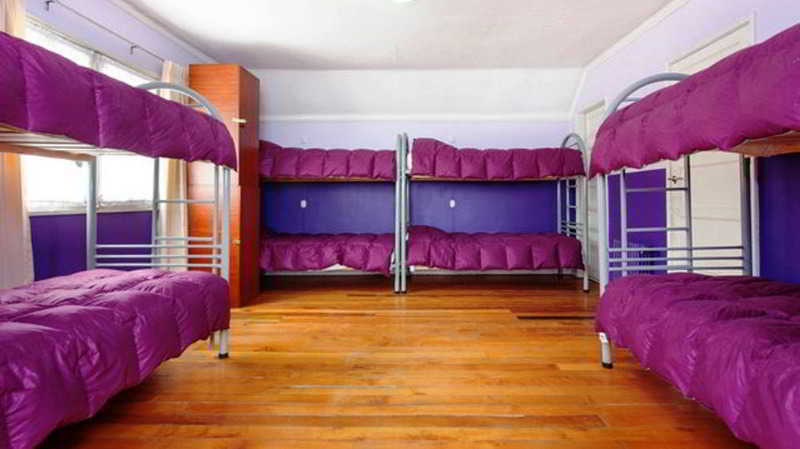 Salvador Hostal & Cafe Сантьяго Экстерьер фото